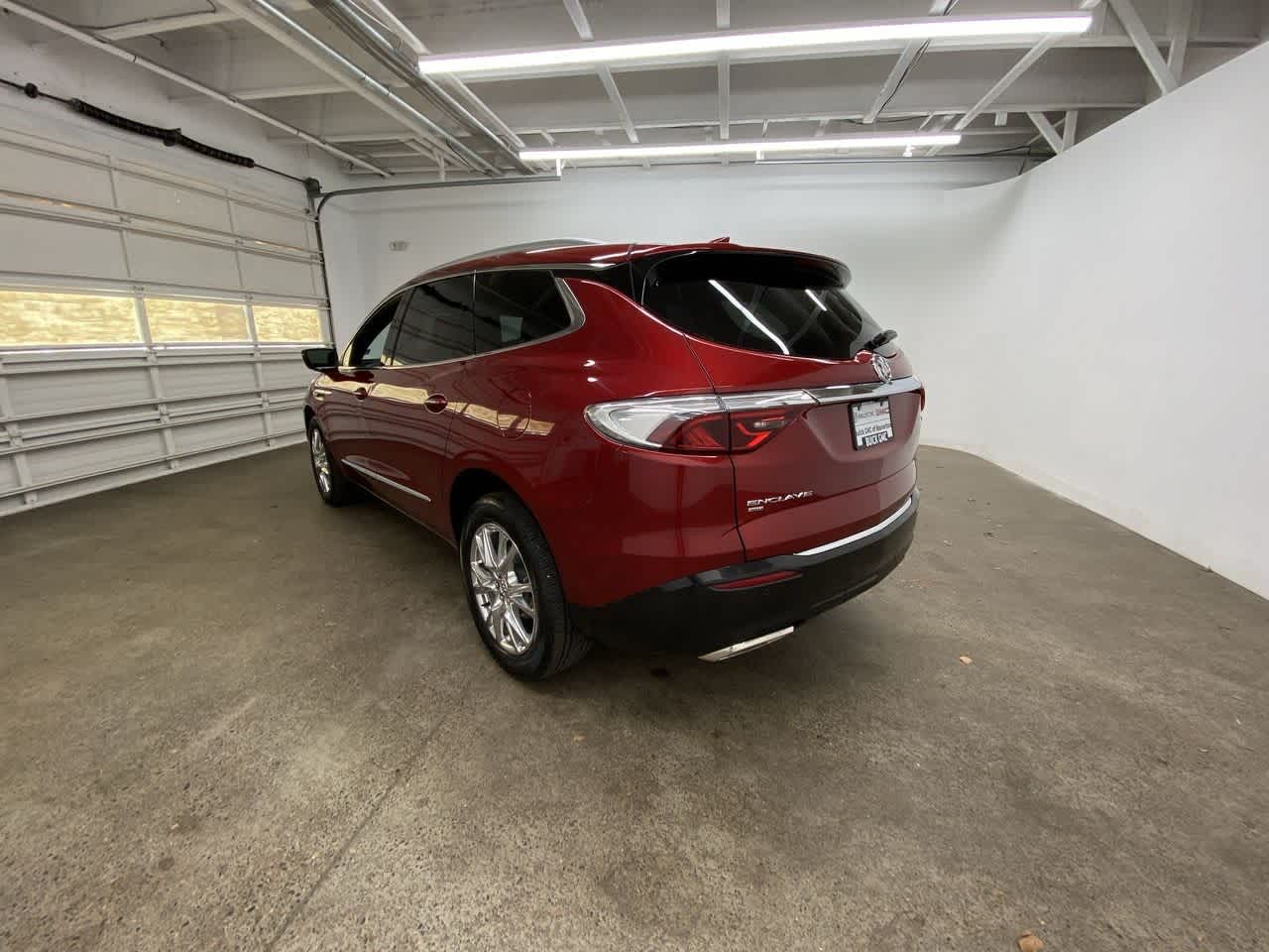 Thumbnail: 2023 Buick Enclave - 4