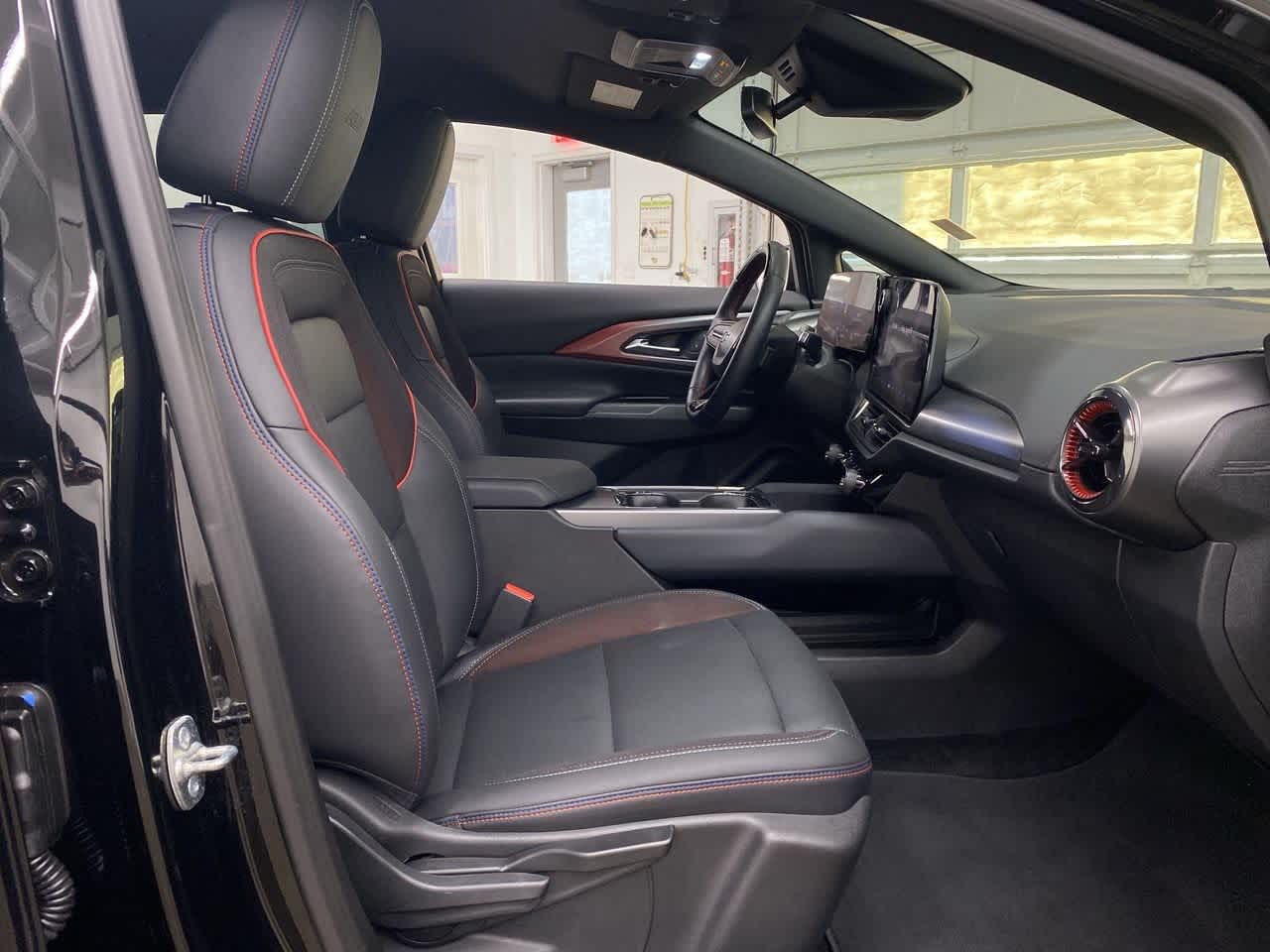 Thumbnail: 2024 Chevrolet Equinox - 20