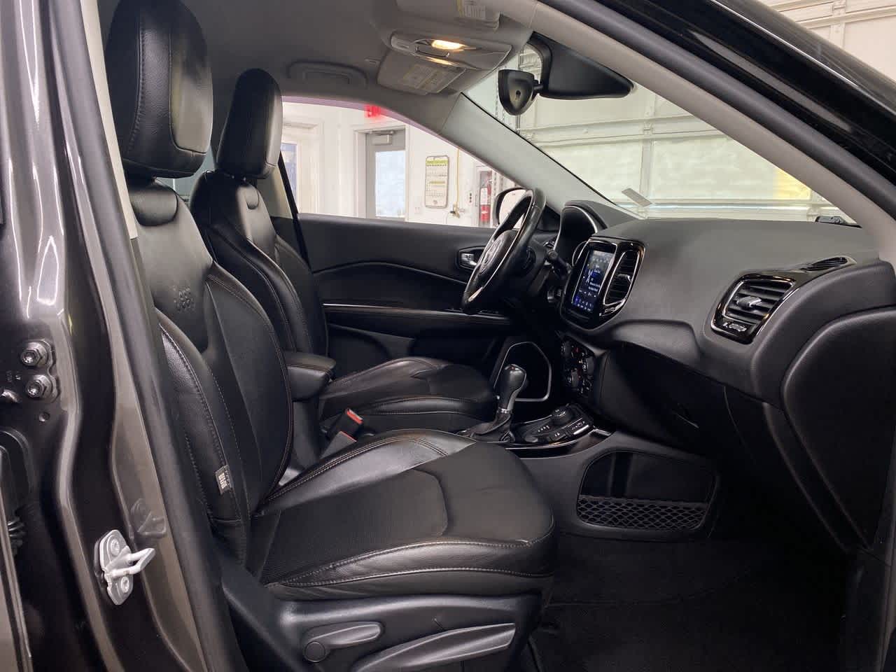Thumbnail: 2018 Jeep Compass - 19