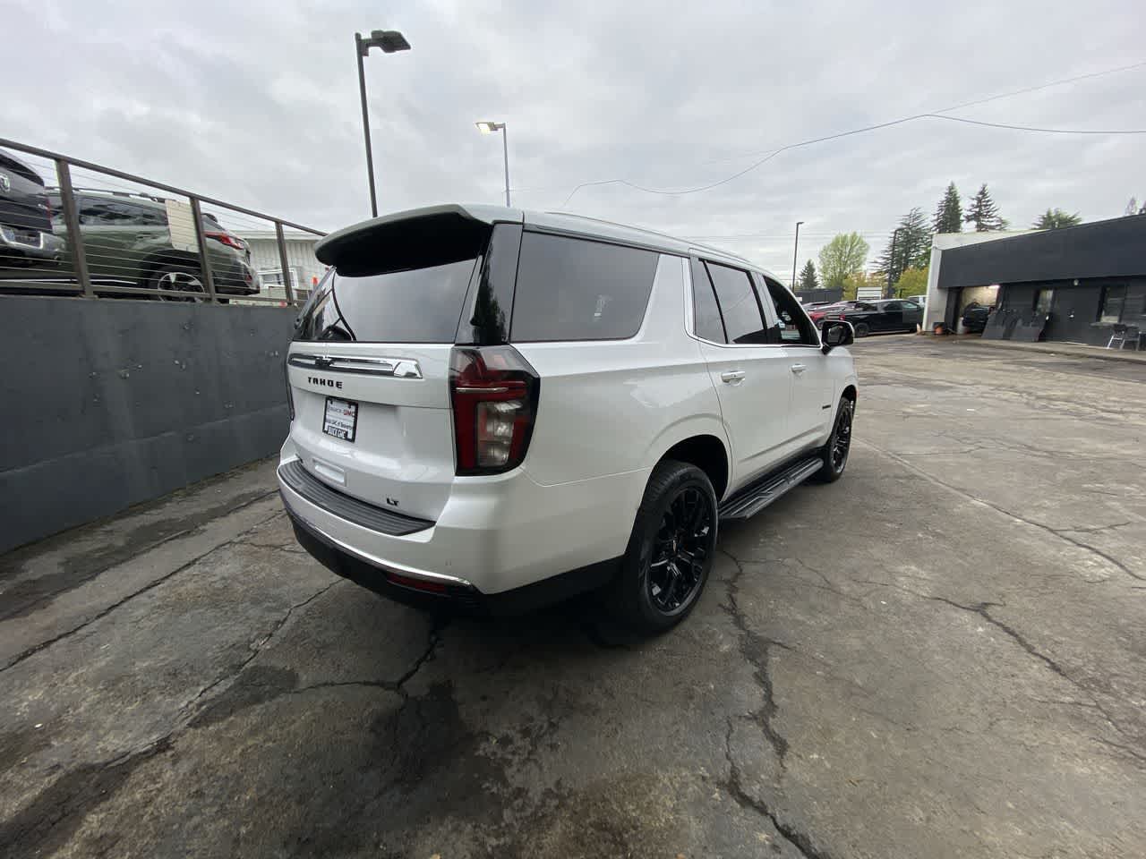 Thumbnail: 2023 Chevrolet Tahoe - 6