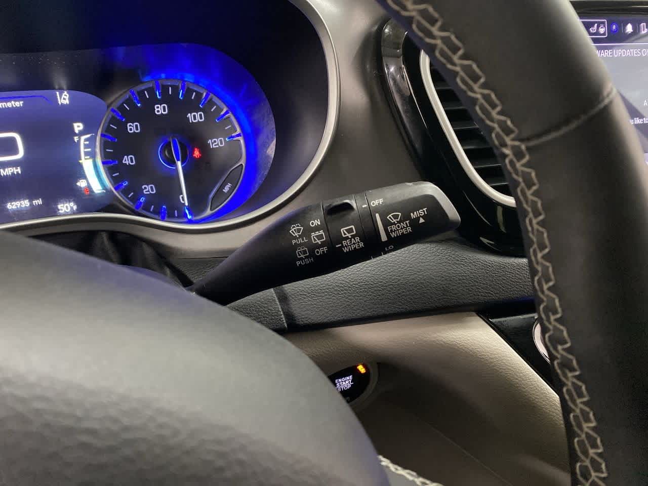 Thumbnail: 2023 Chrysler Pacifica - 22