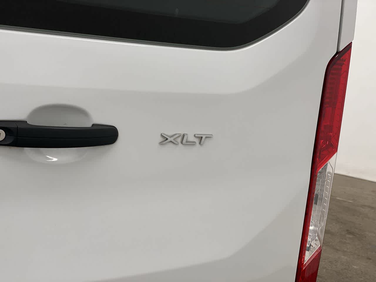 Thumbnail: 2023 Ford Econoline - 11