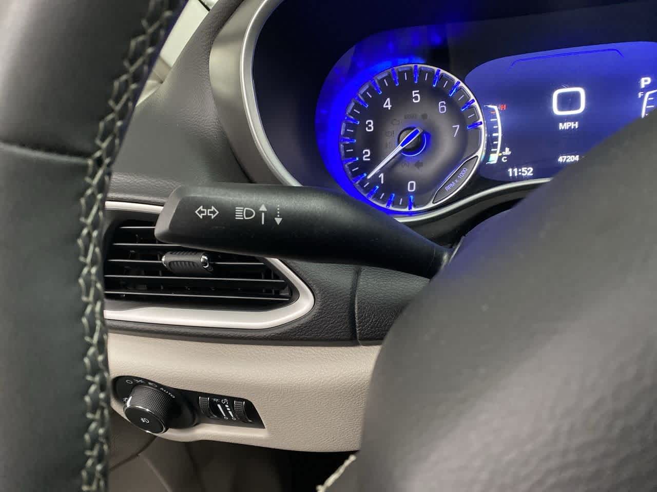 Thumbnail: 2024 Chrysler Pacifica - 23