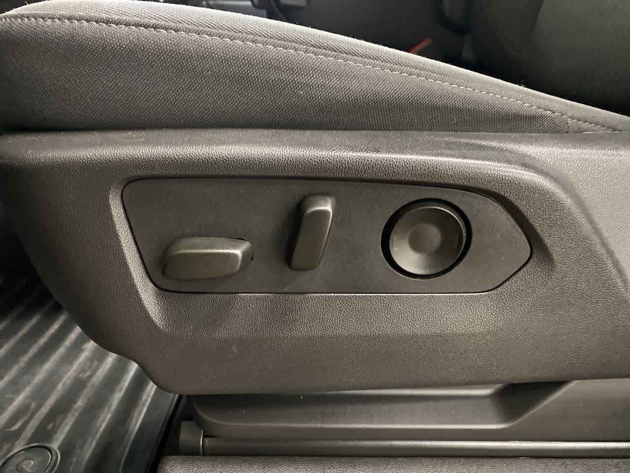 Thumbnail: 2024 GMC Sierra 1500 - 14