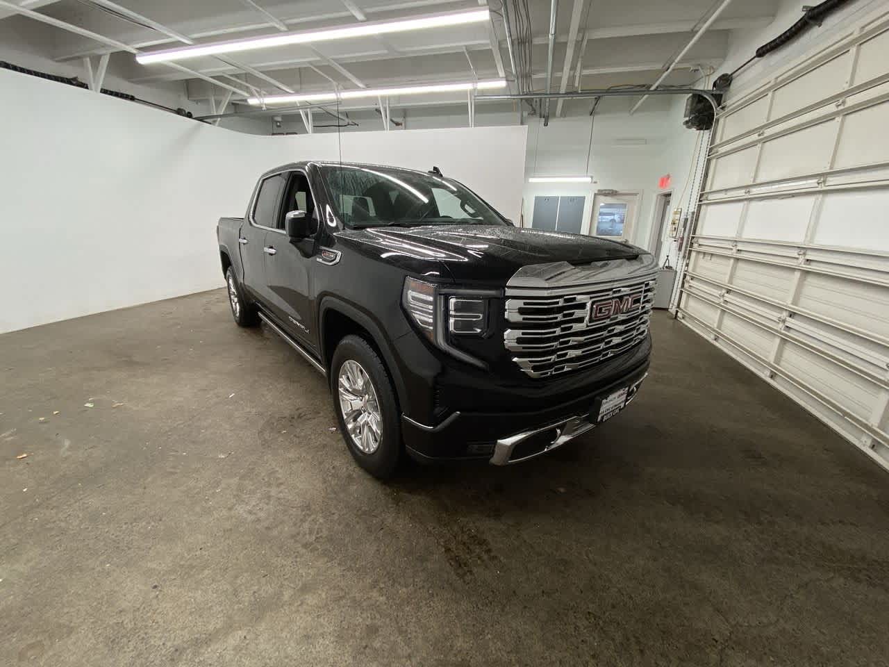 Thumbnail: 2023 GMC Sierra 1500 - 8