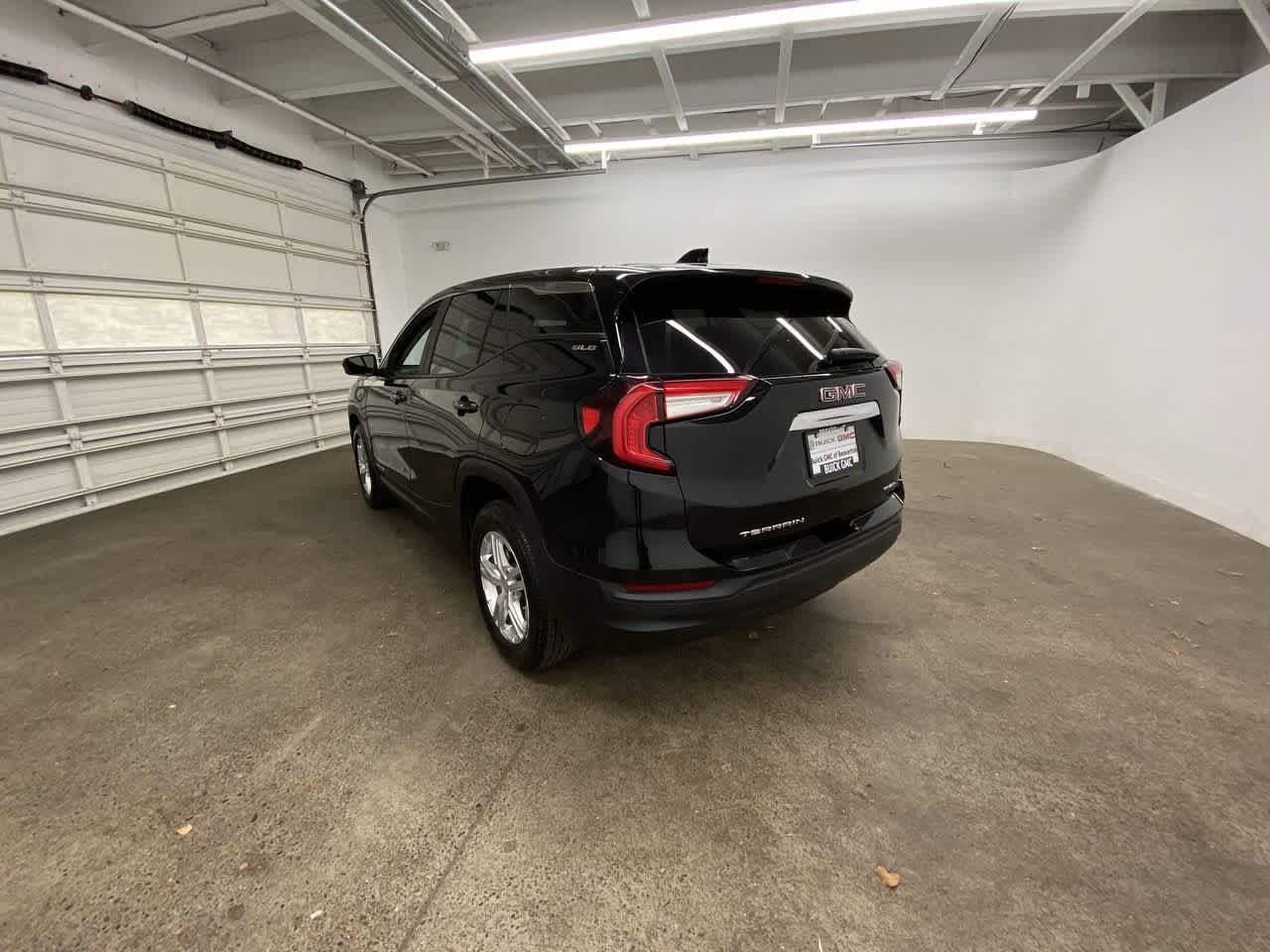 Thumbnail: 2024 GMC Terrain - 4