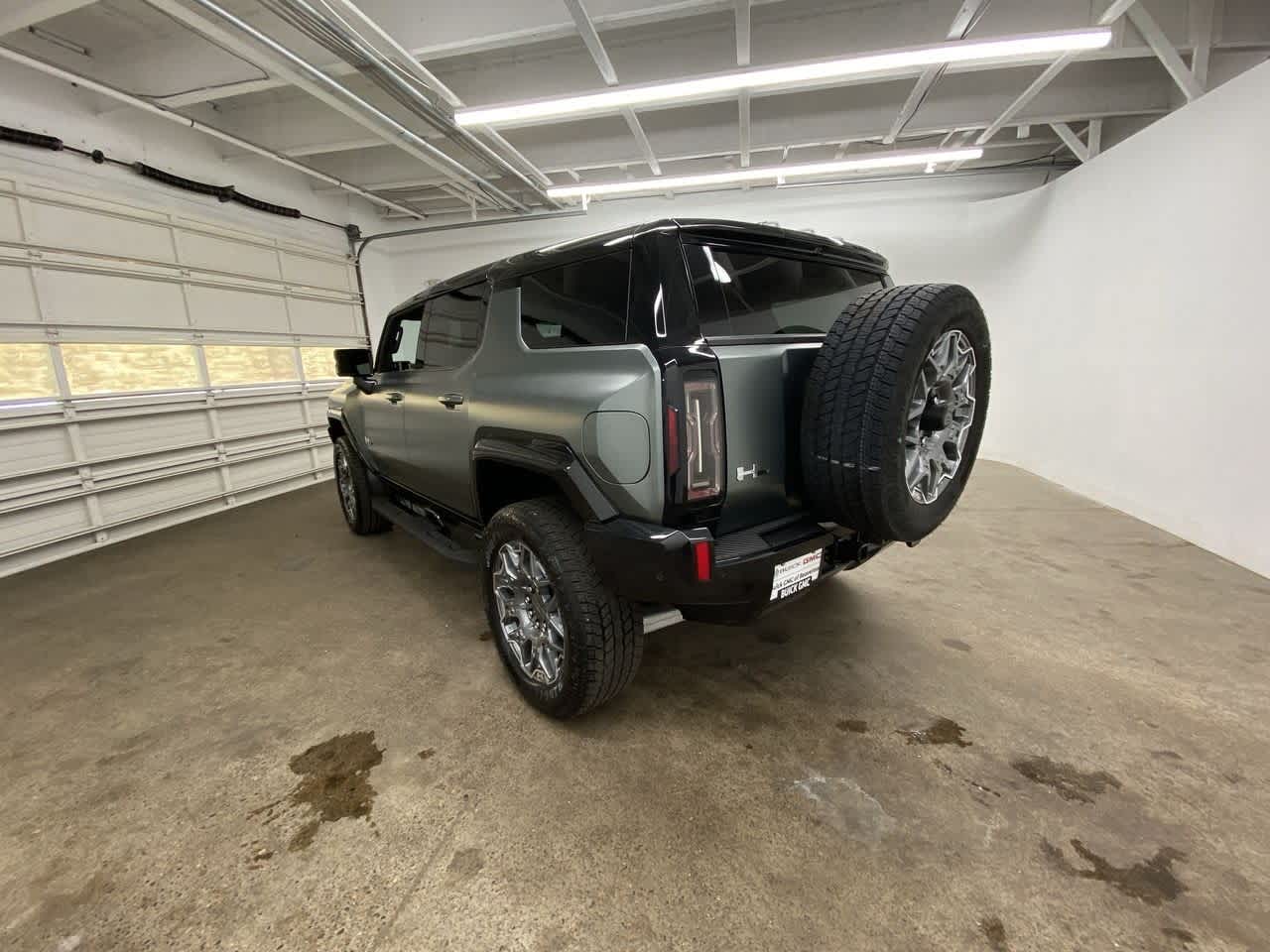 Thumbnail: 2024 GMC Hummer EV - 4