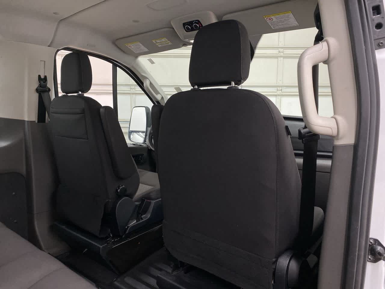 Thumbnail: 2022 Ford Econoline - 17