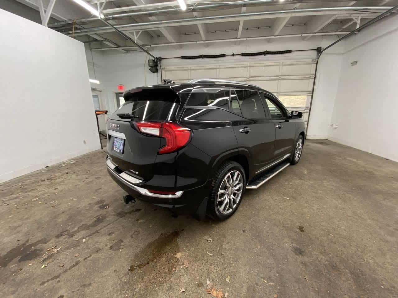 Thumbnail: 2022 GMC Terrain - 6