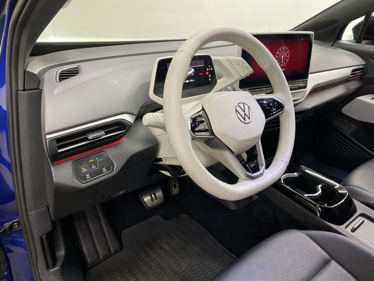 Thumbnail: 2021 Volkswagen ID.4 - 2