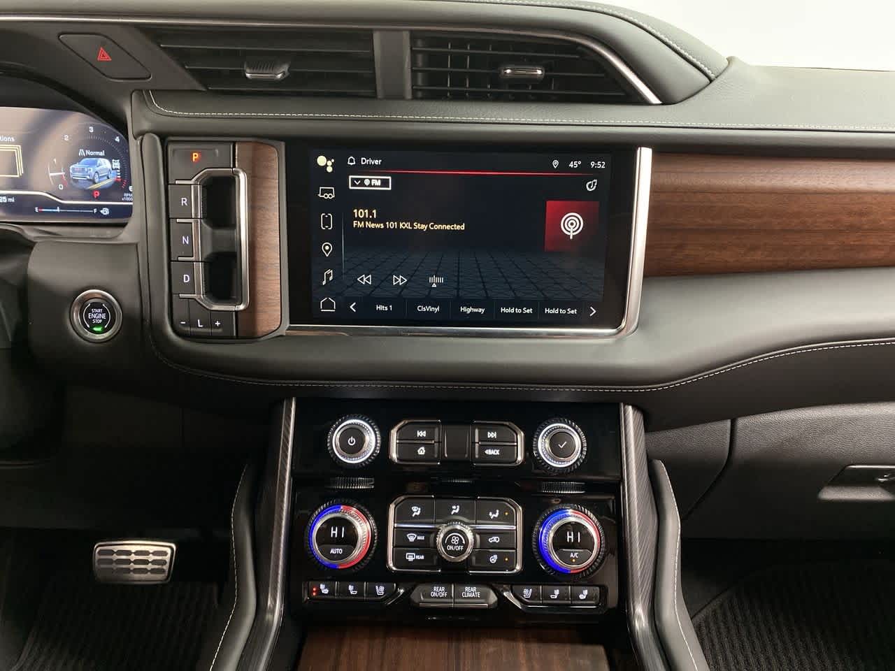 Thumbnail: 2024 GMC Yukon - 24