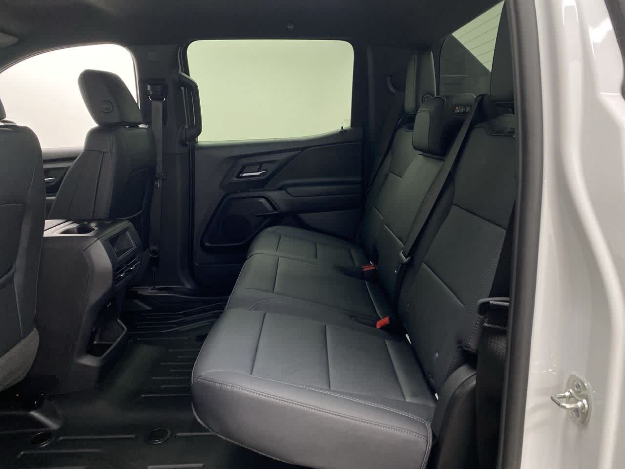 Thumbnail: 2024 Chevrolet Silverado EV - 16