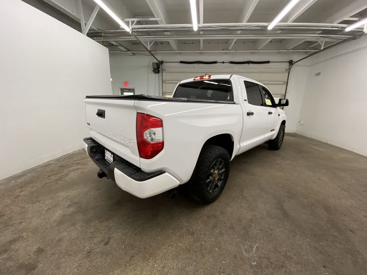 Thumbnail: 2021 Toyota Tundra - 6