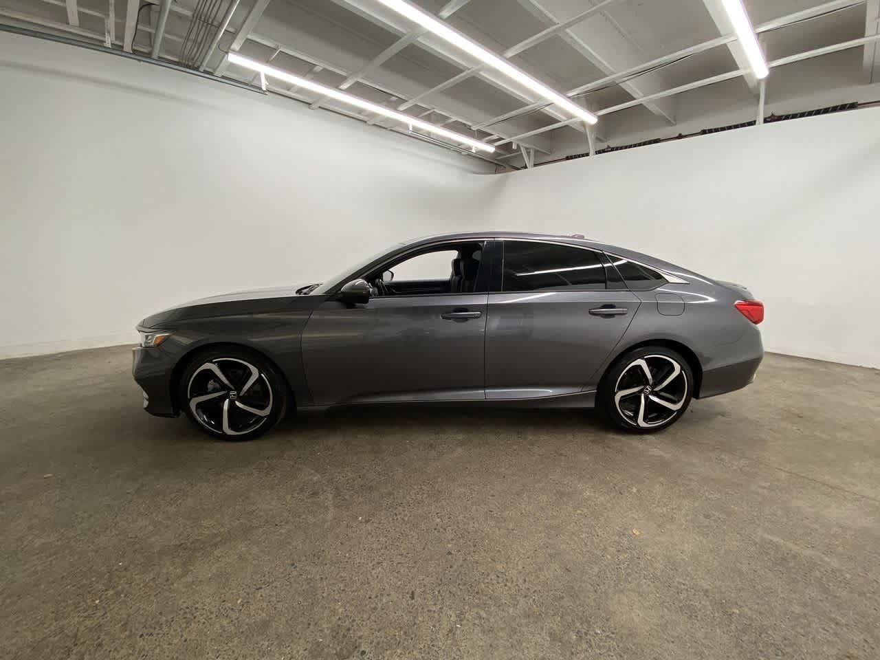 Thumbnail: 2018 Honda Accord - 3