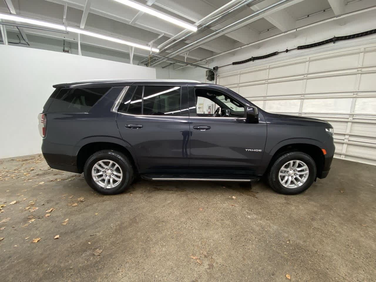 Thumbnail: 2023 Chevrolet Tahoe - 7