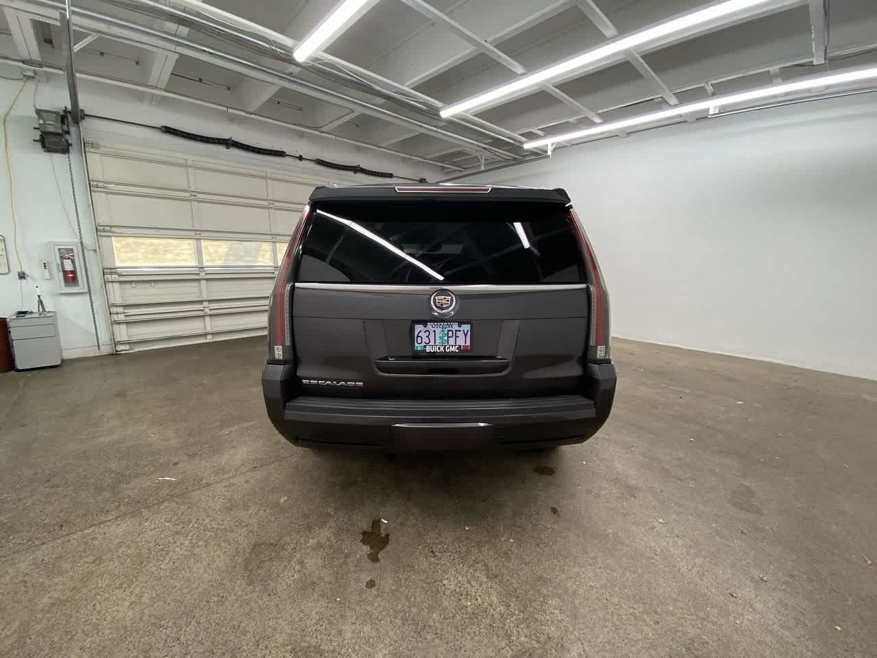 Thumbnail: 2015 Cadillac Escalade - 5