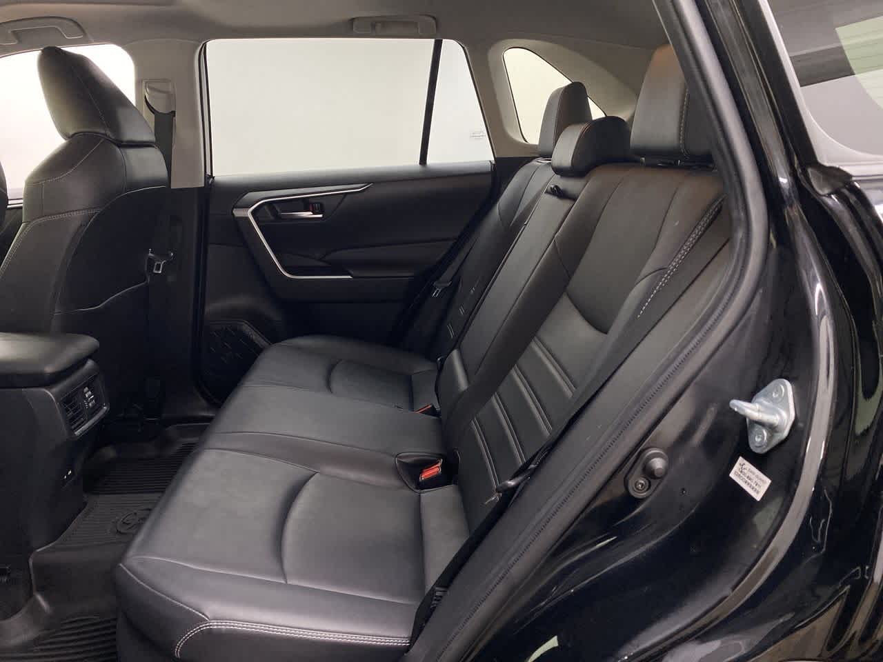 Thumbnail: 2021 Toyota RAV4 - 18