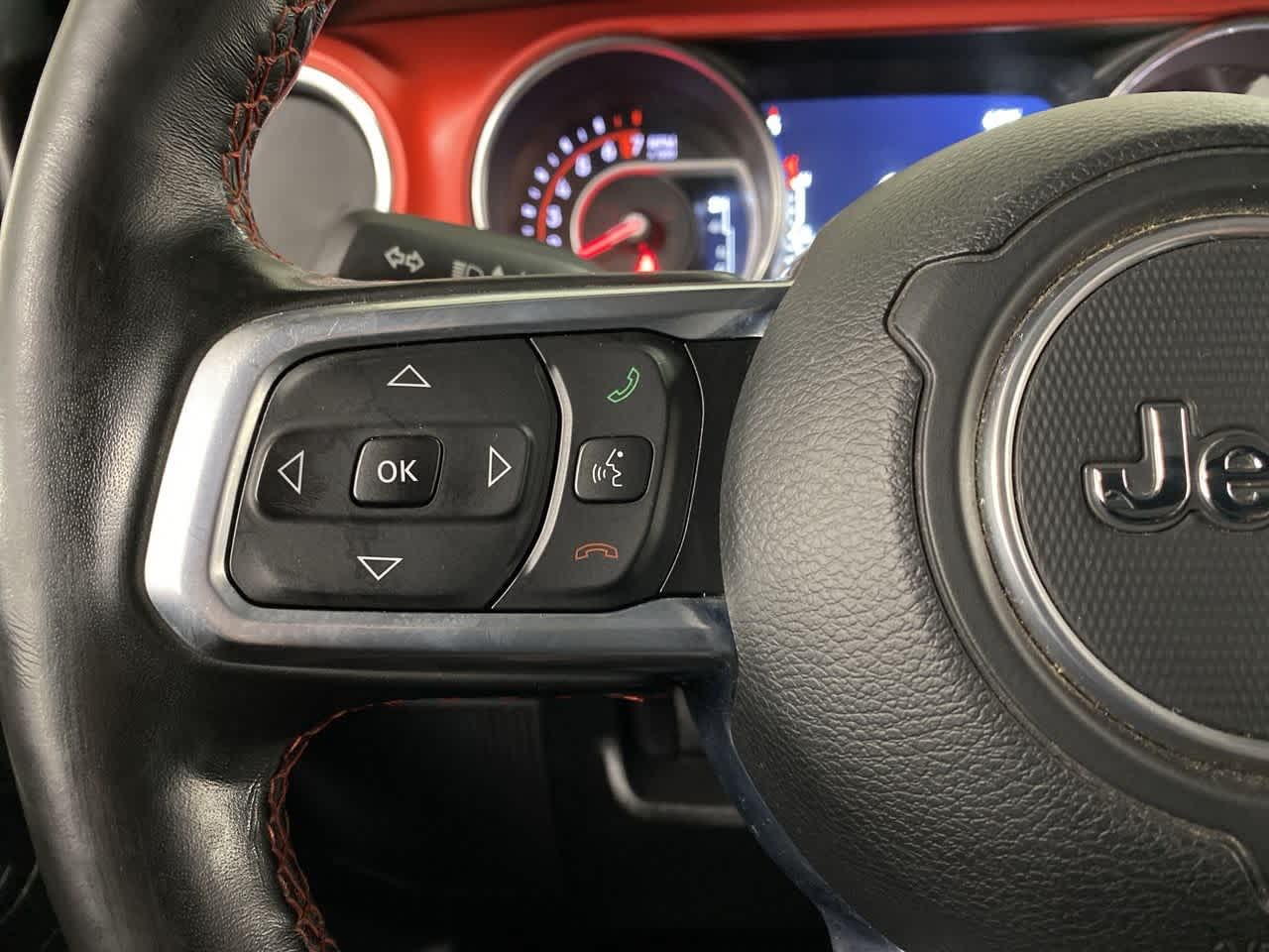 Thumbnail: 2020 Jeep Gladiator - 21