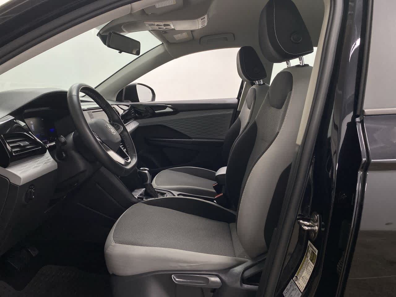 Thumbnail: 2022 Volkswagen Taos - 13