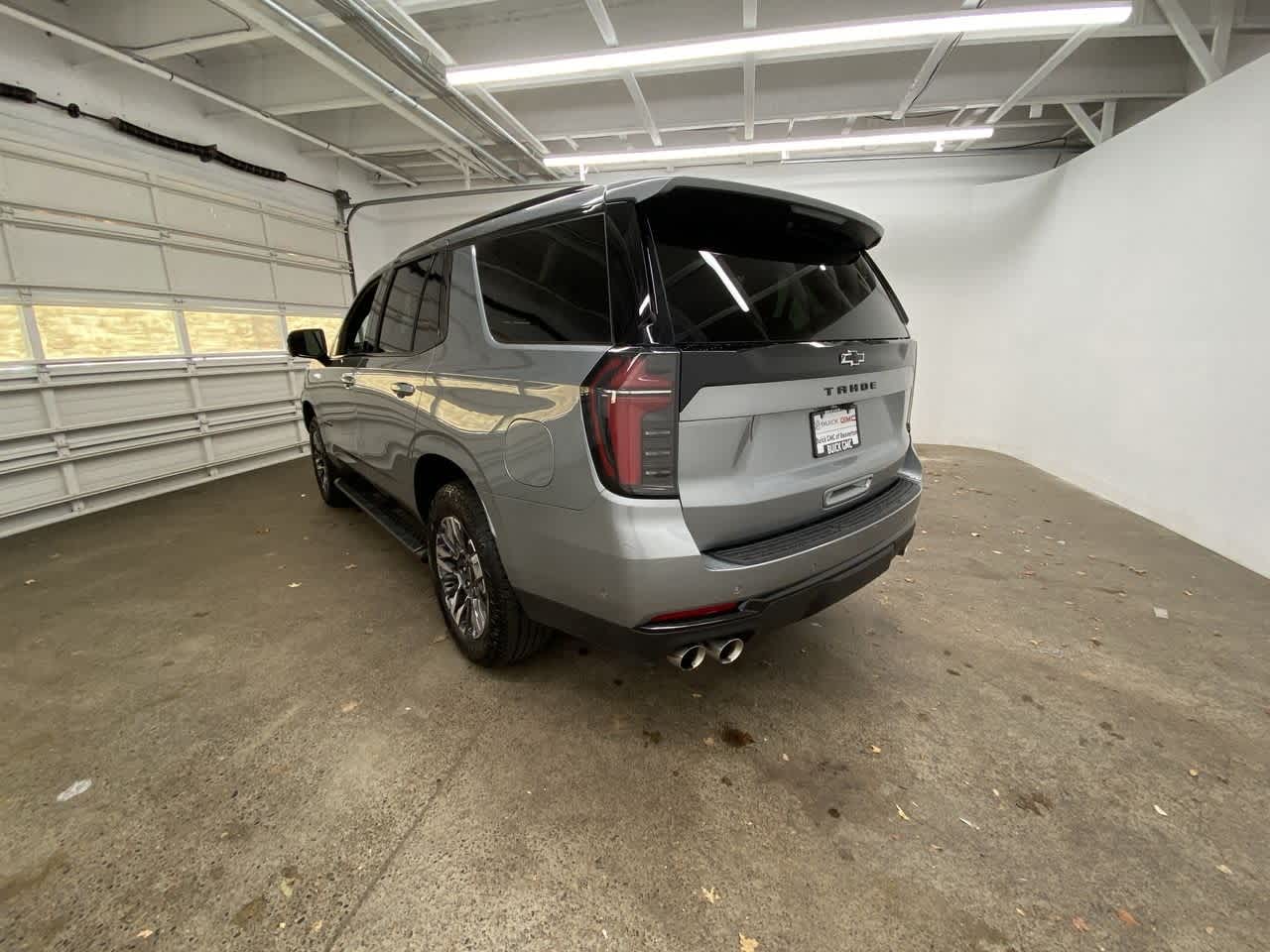 Thumbnail: 2025 Chevrolet Tahoe - 4