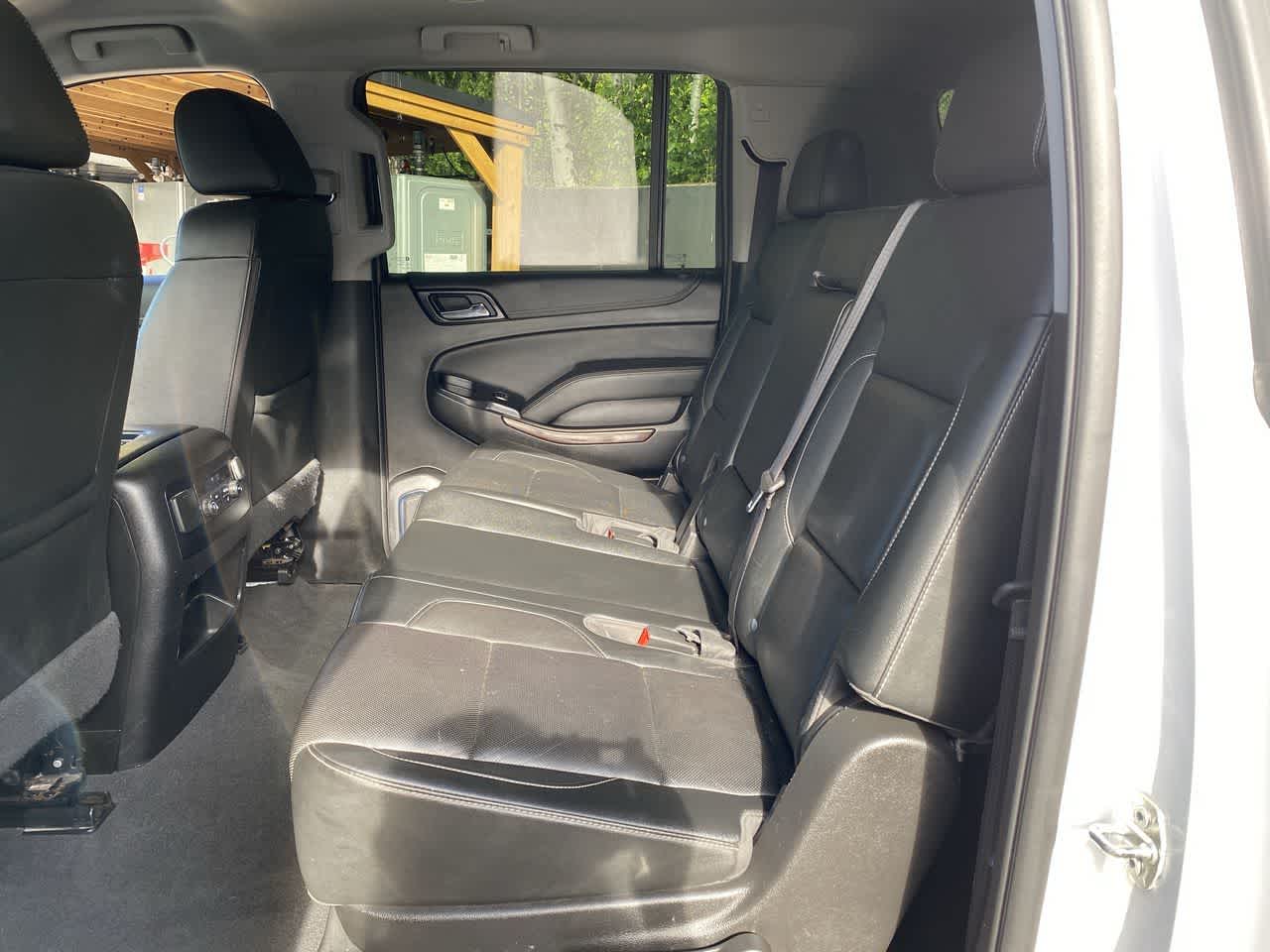 Thumbnail: 2019 GMC Yukon XL - 16