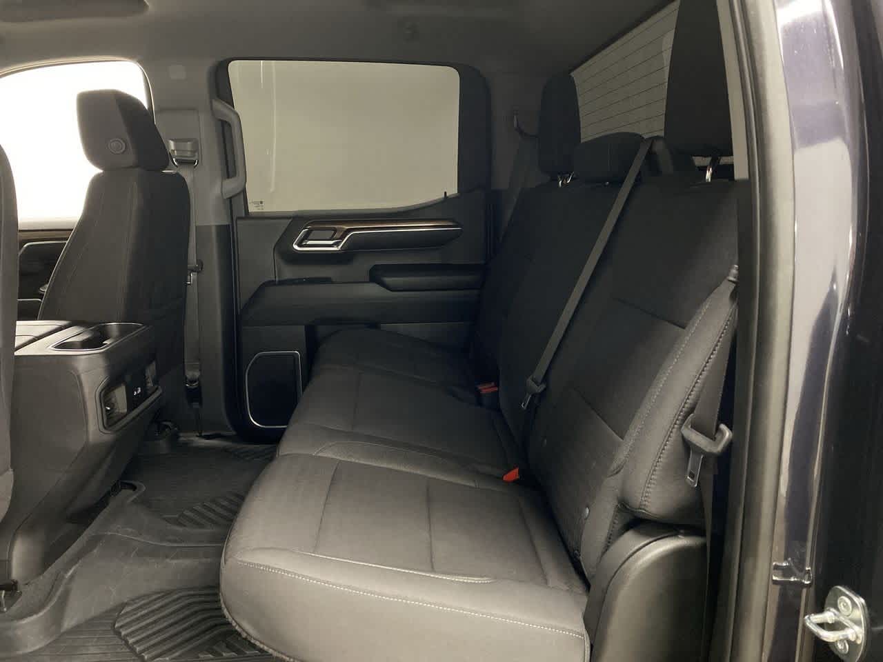 Thumbnail: 2023 Chevrolet Silverado 1500 - 16