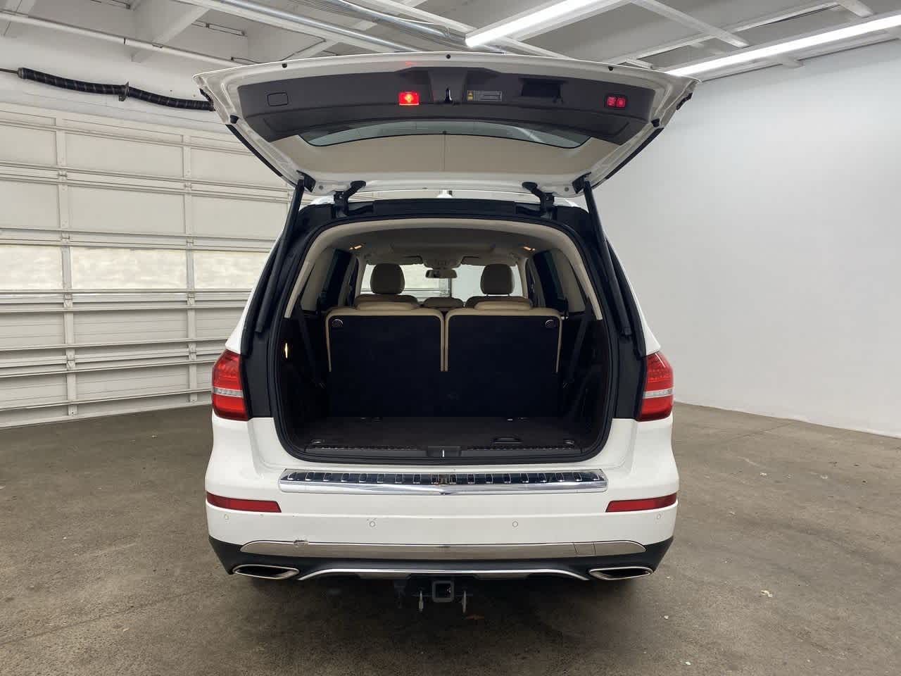 Thumbnail: 2019 Mercedes-Benz GLS - 29