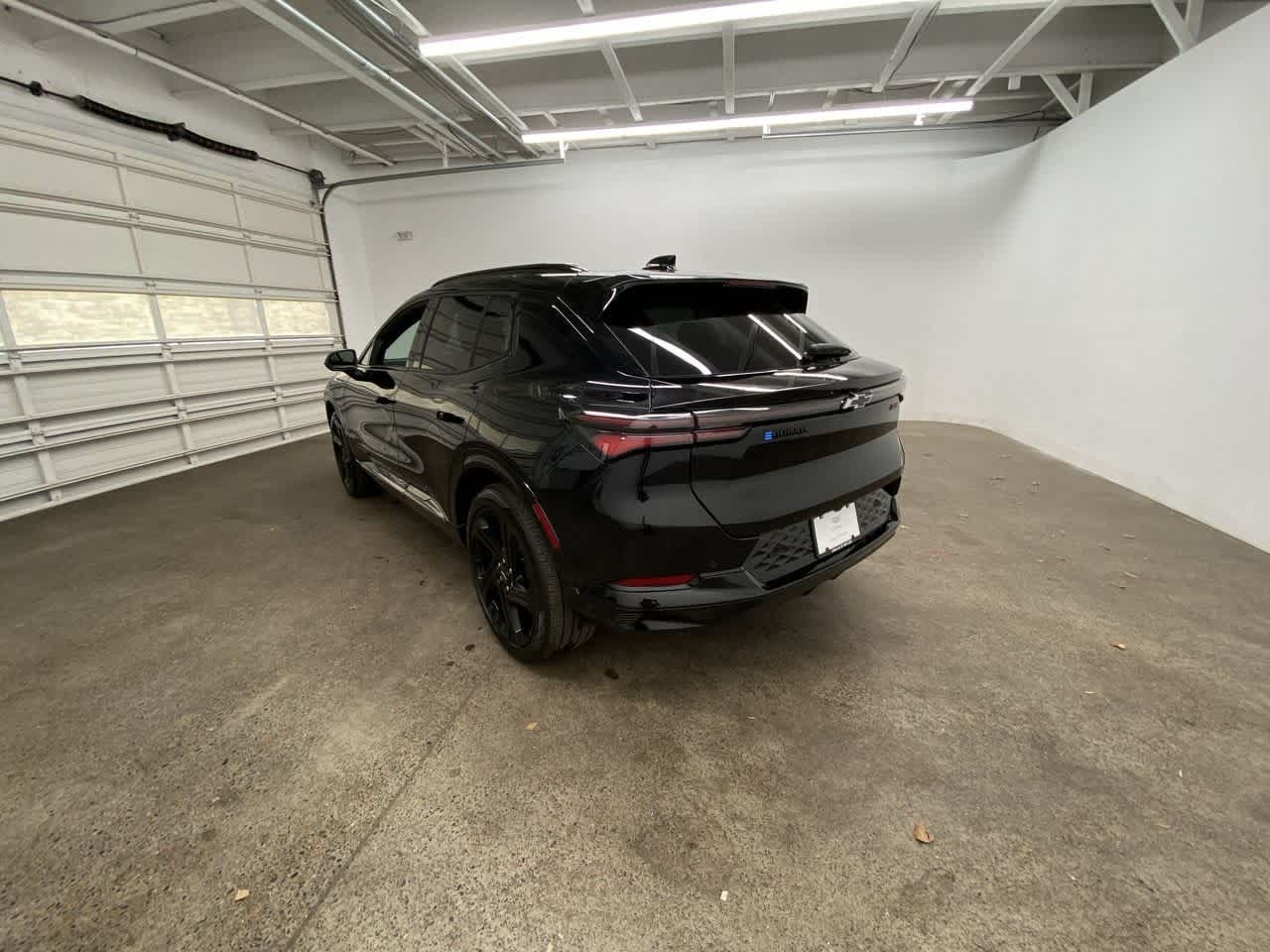 Thumbnail: 2024 Chevrolet Equinox - 4