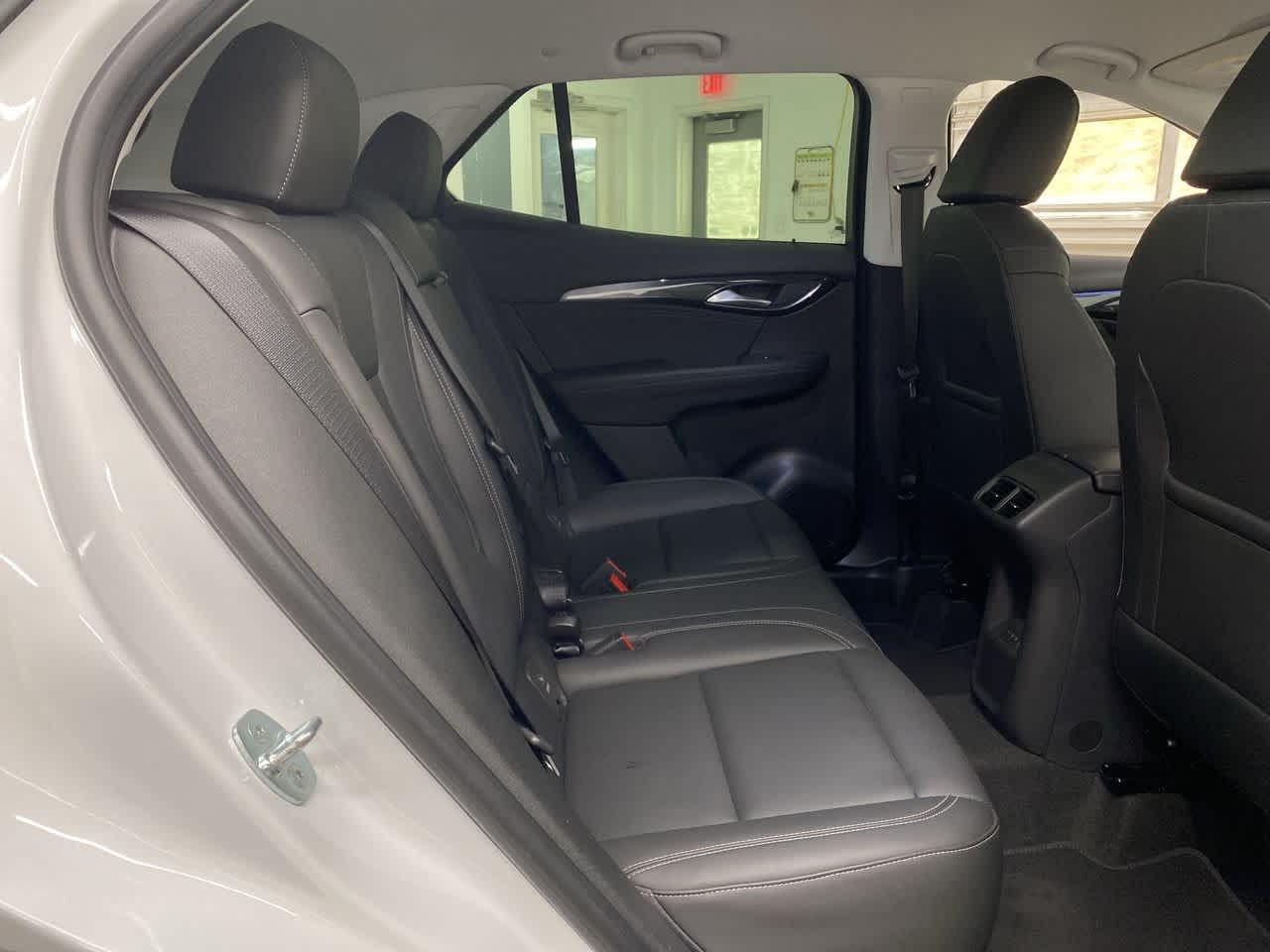 Thumbnail: 2025 Buick Envision - 18