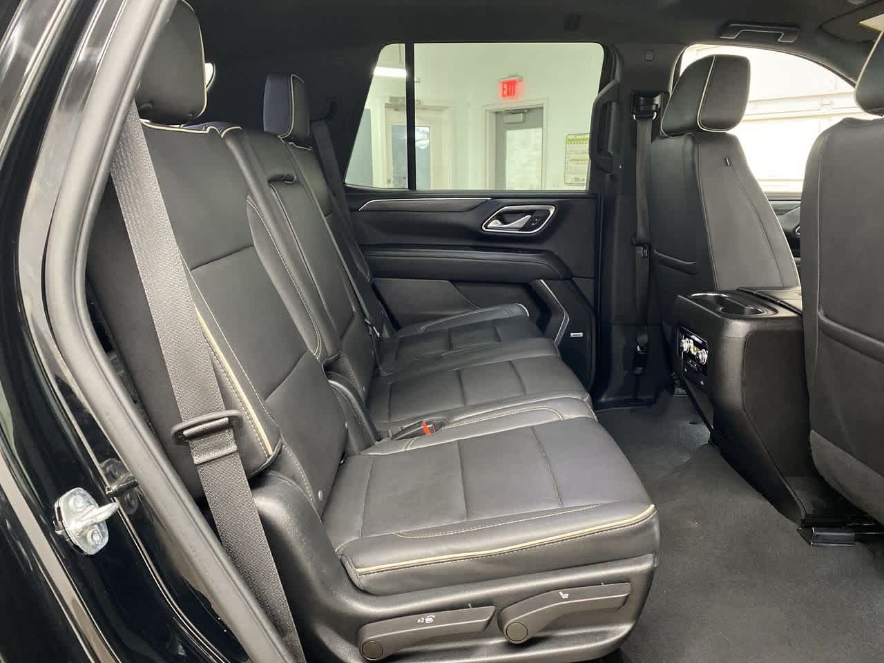 Thumbnail: 2023 GMC Yukon - 19