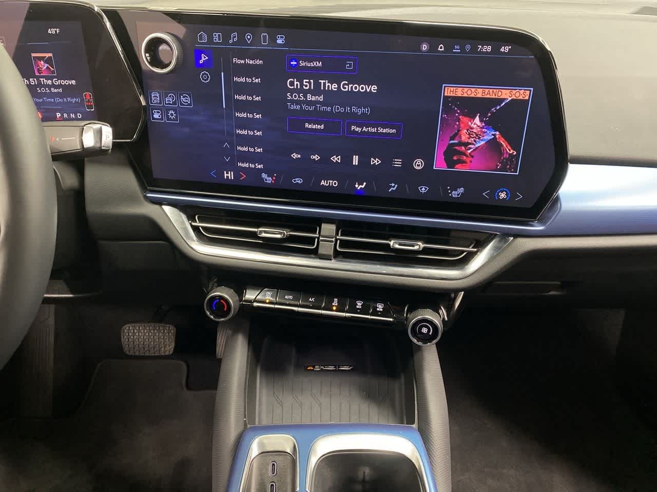 Thumbnail: 2025 Chevrolet Equinox - 23