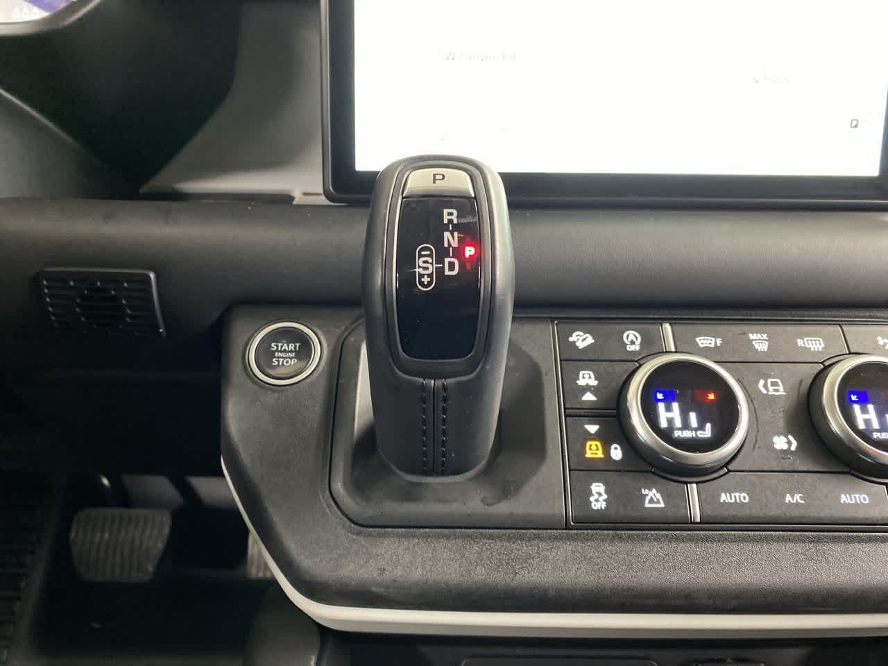 Thumbnail: 2020 Land Rover Defender - 27