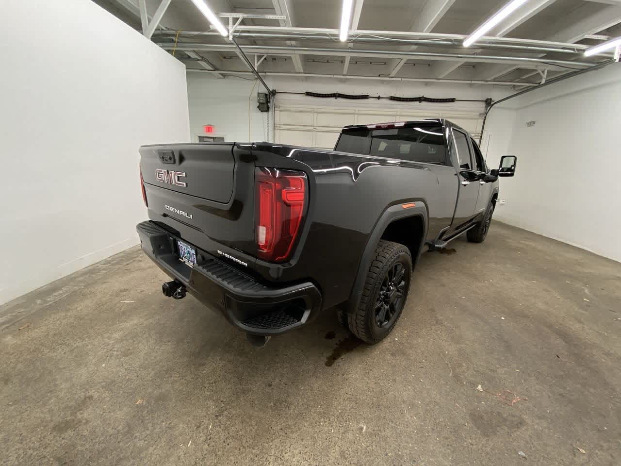 Thumbnail: 2021 GMC Sierra 3500 - 6