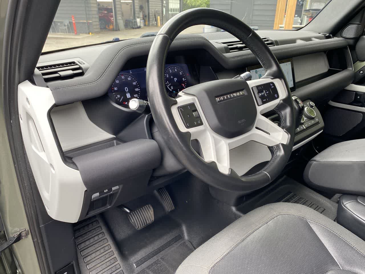 Thumbnail: 2021 Land Rover Defender - 2