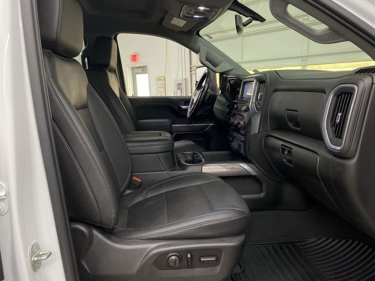 Thumbnail: 2021 Chevrolet Silverado 2500 - 19