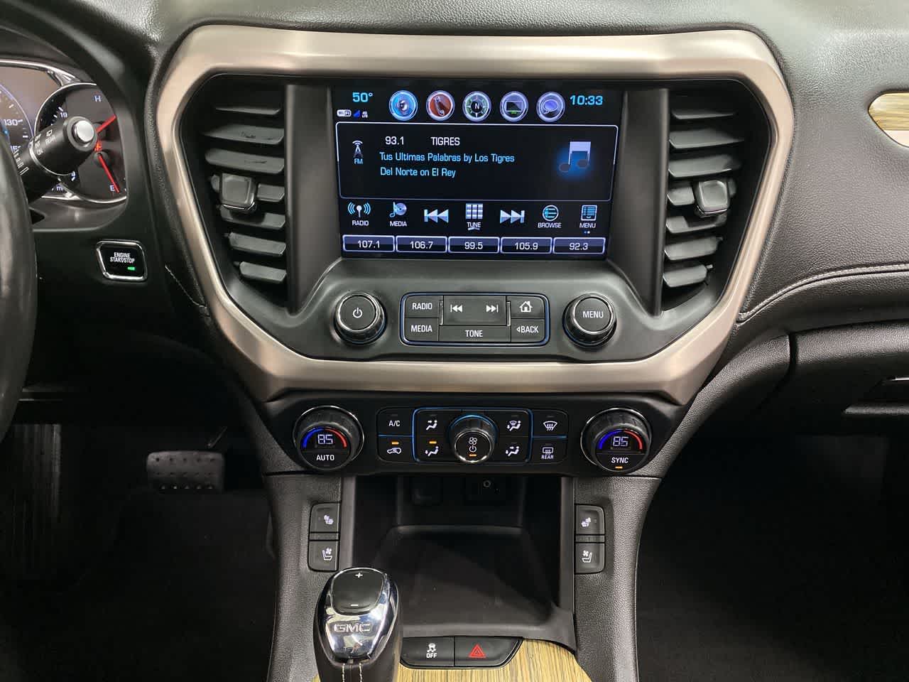 Thumbnail: 2018 GMC Acadia - 24