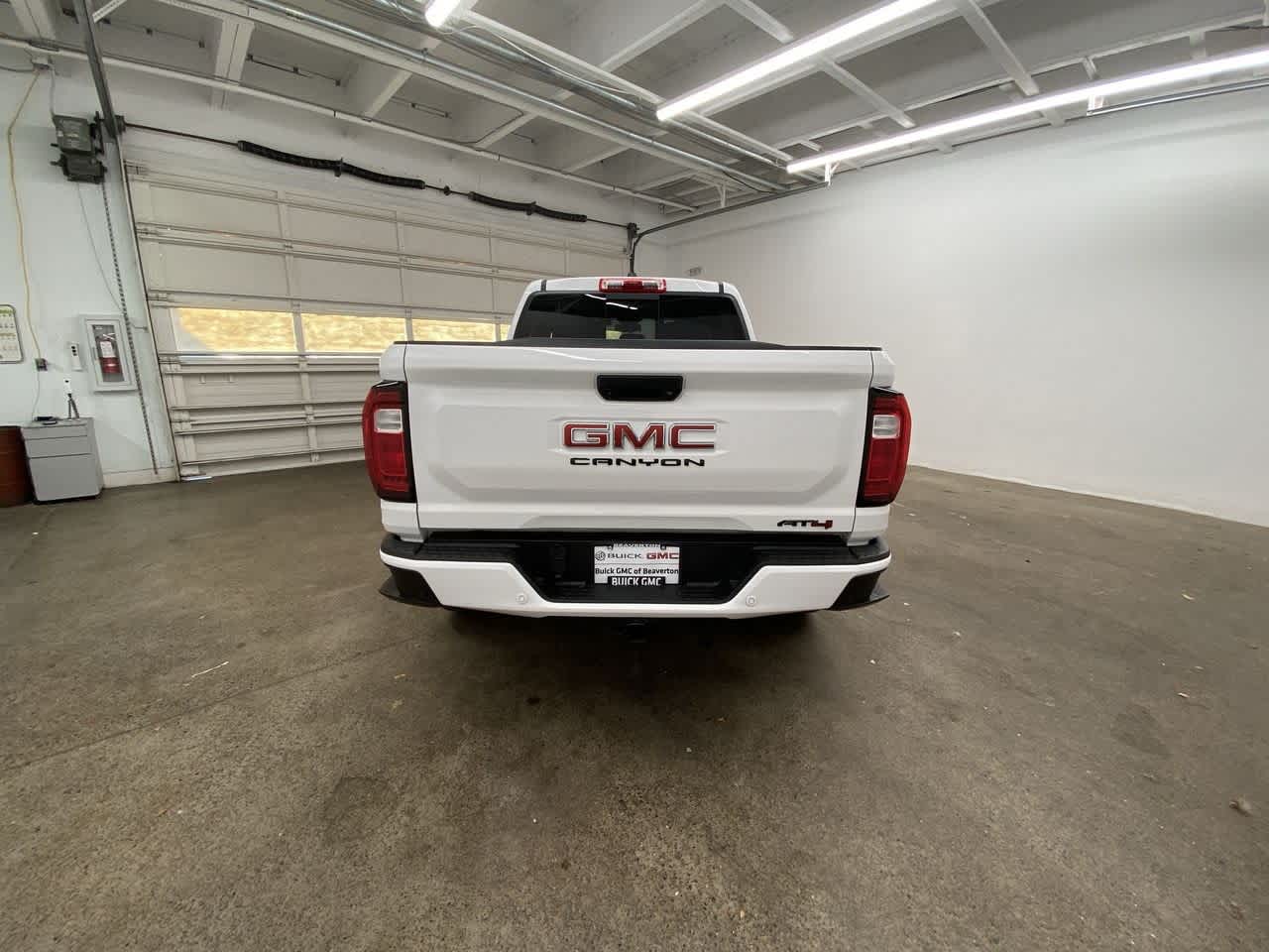 Thumbnail: 2023 GMC Canyon - 5