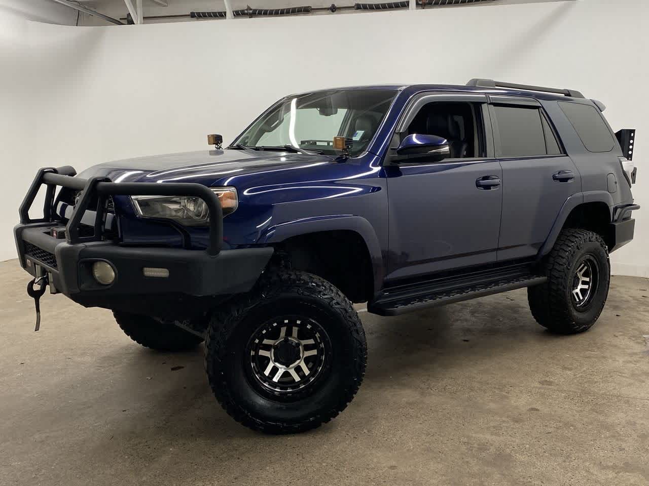 Thumbnail: 2016 Toyota 4Runner - 1