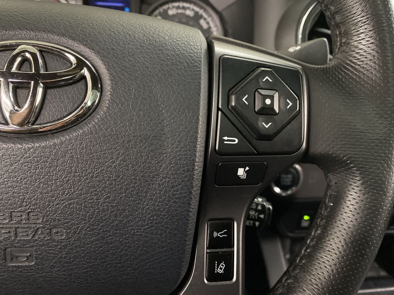 Thumbnail: 2018 Toyota Tacoma - 21