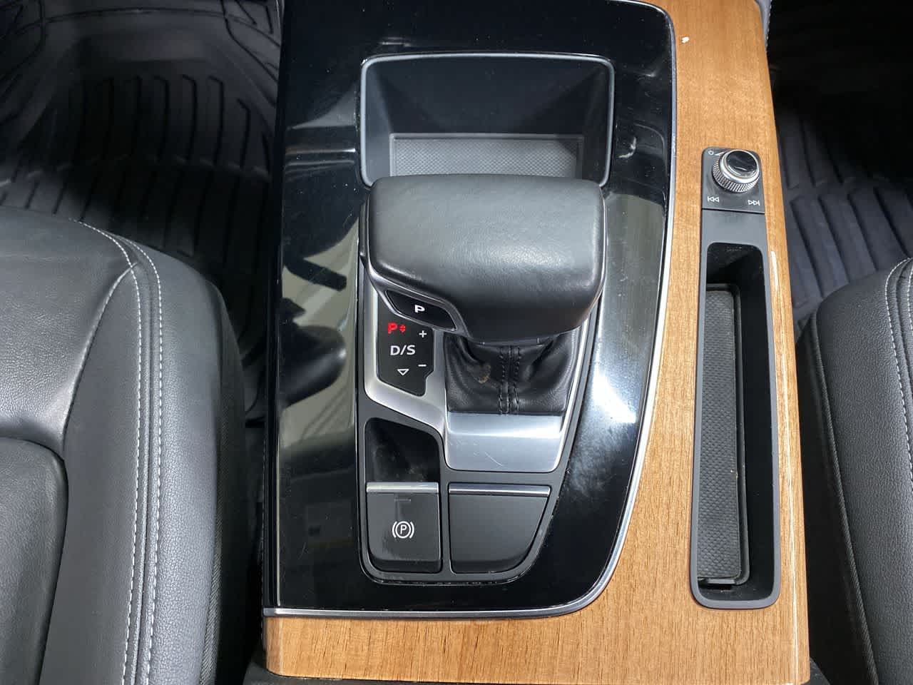 Thumbnail: 2021 Audi Q5 - 26