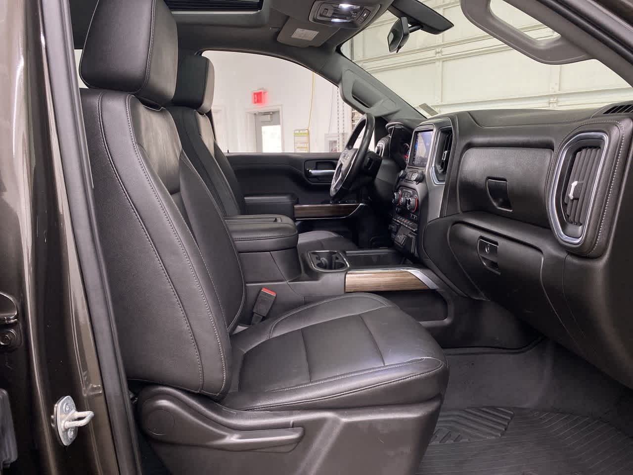 Thumbnail: 2022 Chevrolet Silverado 1500 - 18