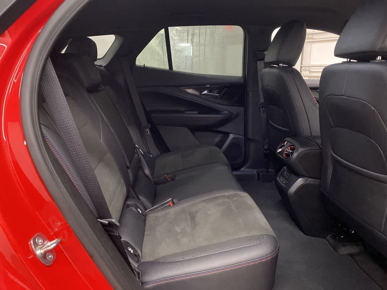 Thumbnail: 2024 Chevrolet Blazer EV - 18