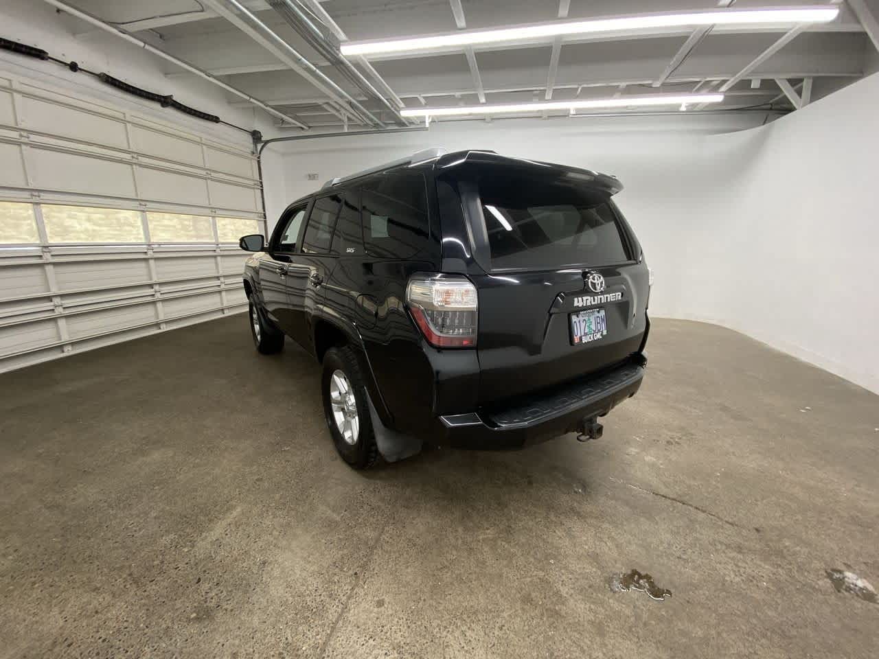 Thumbnail: 2015 Toyota 4Runner - 4