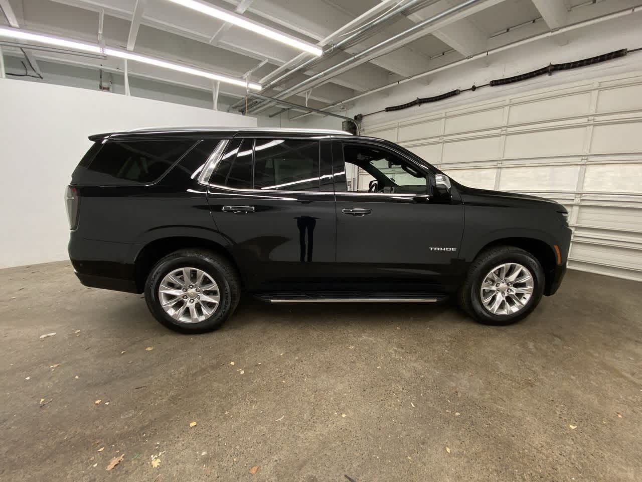 Thumbnail: 2025 Chevrolet Tahoe - 7