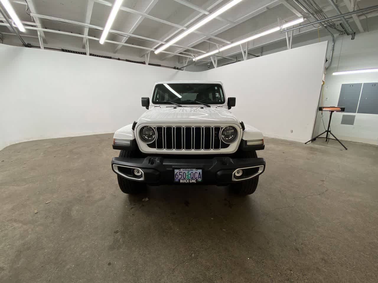 Thumbnail: 2025 Jeep Wrangler - 9