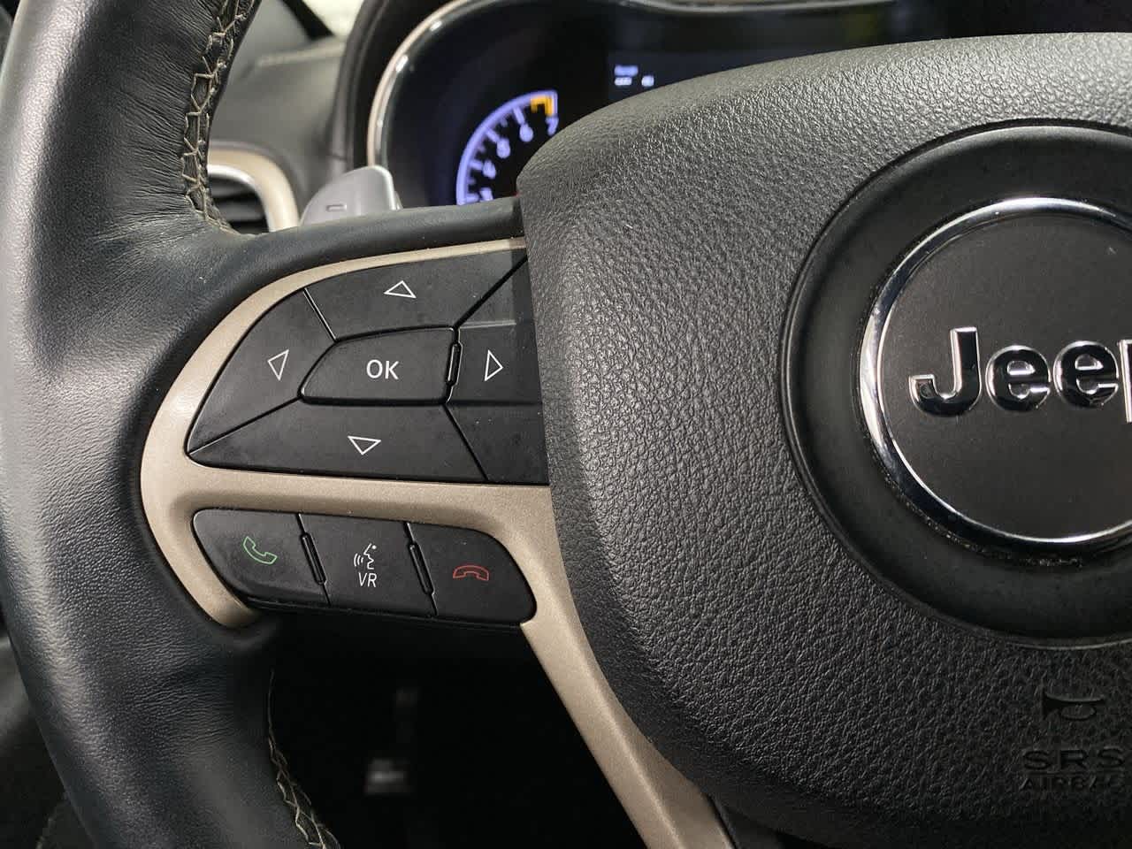 Thumbnail: 2016 Jeep Grand Cherokee - 20