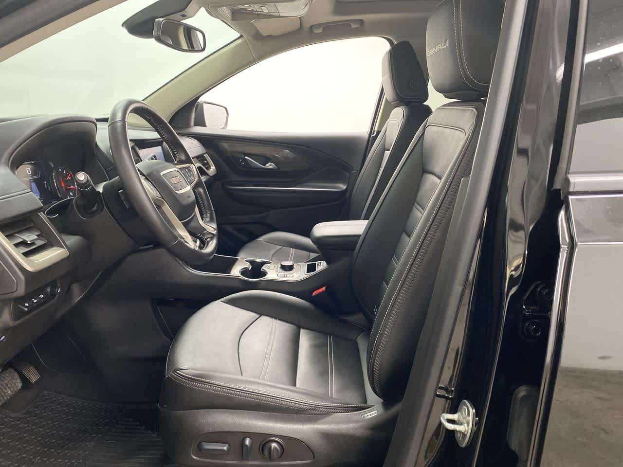 Thumbnail: 2022 GMC Terrain - 13