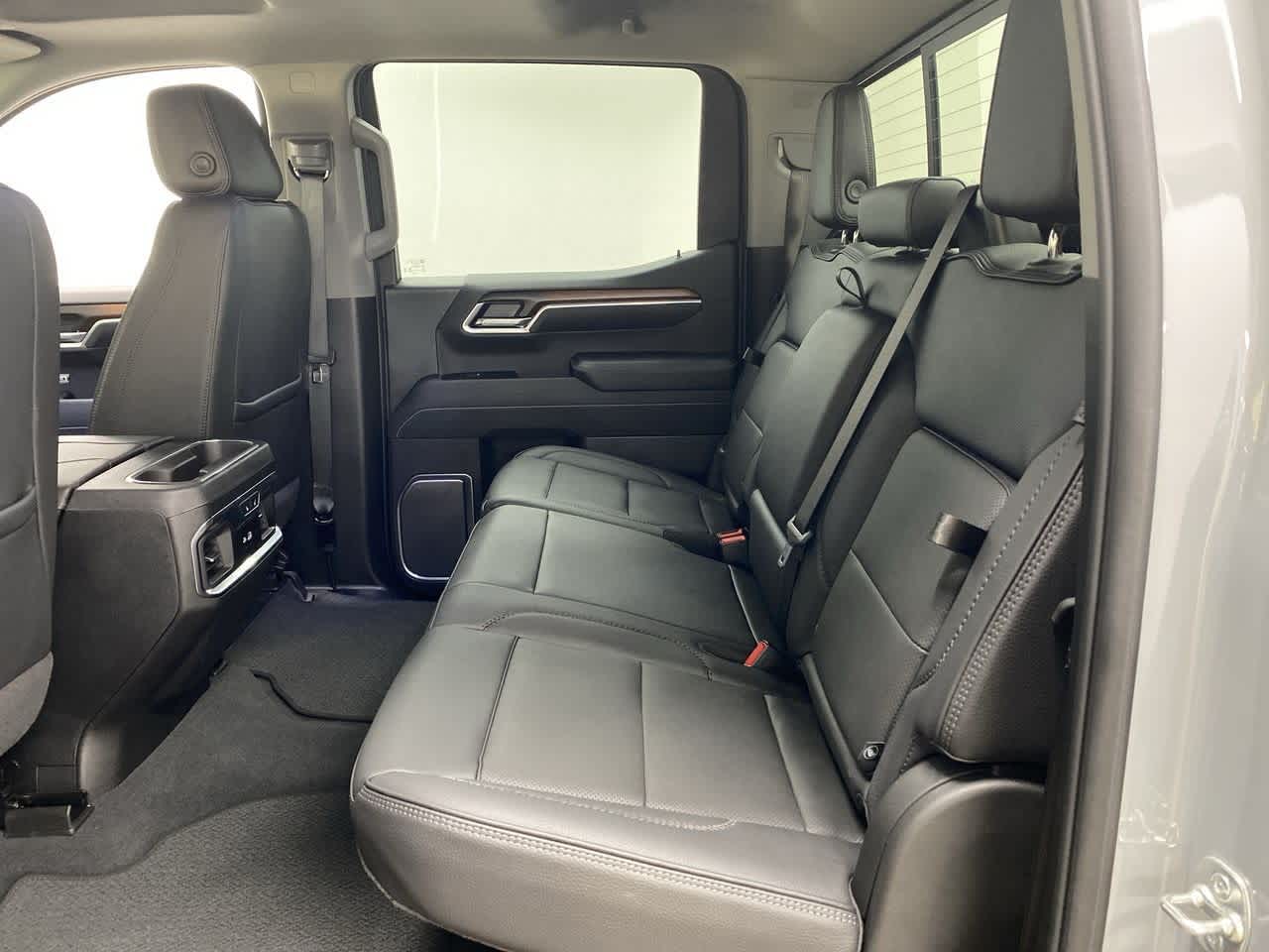 Thumbnail: 2025 GMC Sierra 1500 - 16