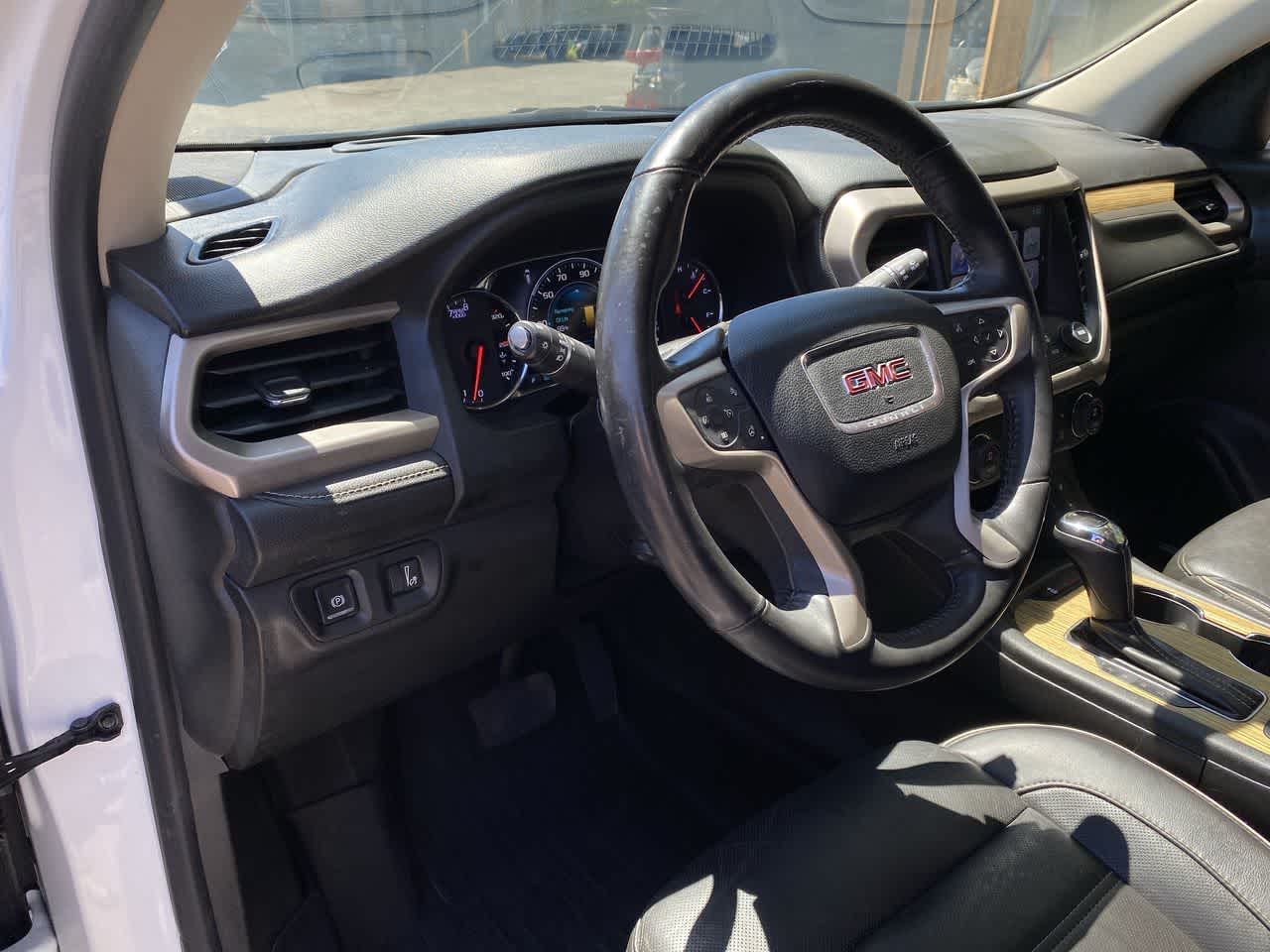 Thumbnail: 2017 GMC Acadia - 2