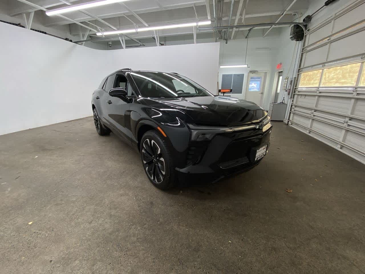 Thumbnail: 2024 Chevrolet Blazer EV - 8